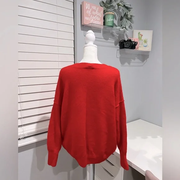 Vince Camuto LOVE Crewneck Red Sweater - Picture 4 of 5